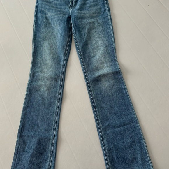 Old navy jean’s - Picture 3 of 3